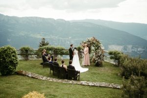 A full English intimate ceremony in a gorgeous venue close to Annecy